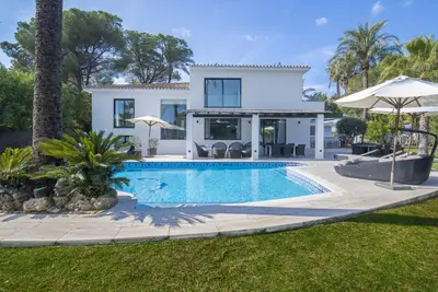 Villa IVORY
