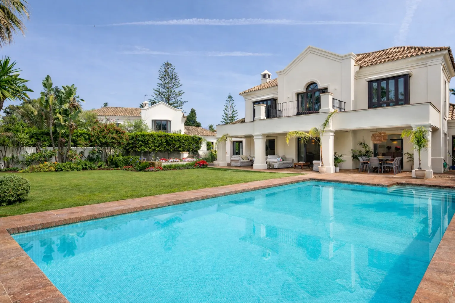 Villa CASANDRA — exterior view, Casasola, Estepona.