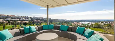 Villa BOND