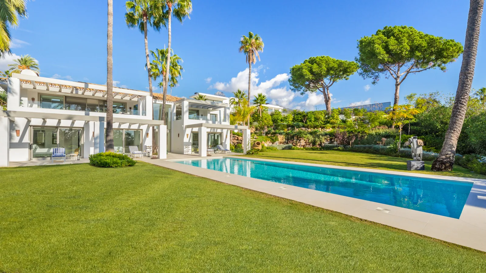 Villa ISABELLA — exterior view, Las Lomas de Marbella, Marbella.