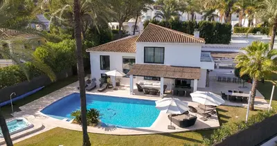 Villa IVORY