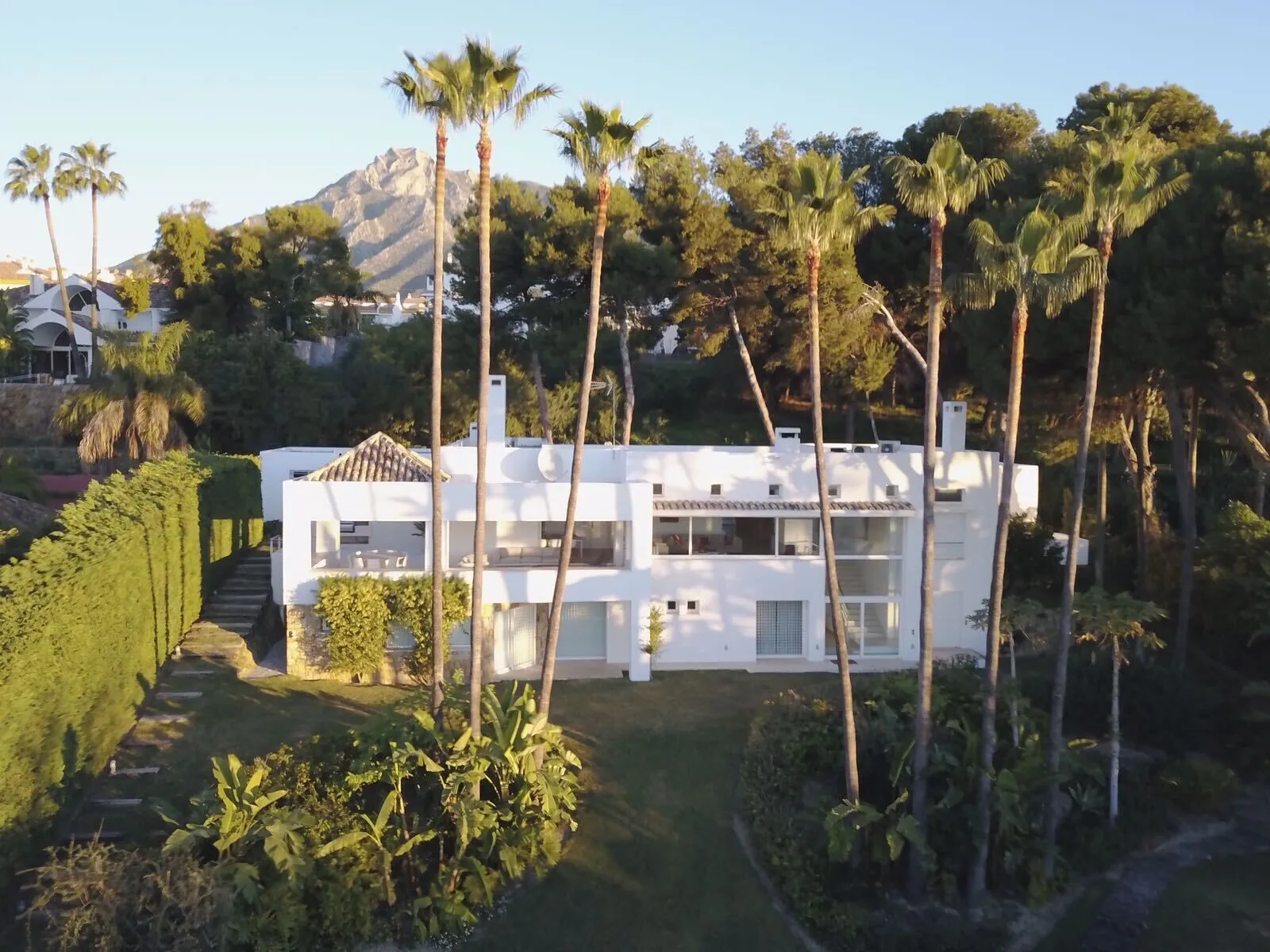 Villa LUMA — exterior view, La Carolina, Marbella.