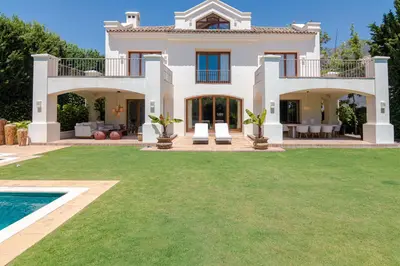 Villa MILA